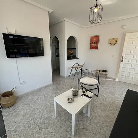 Mediterranean Breeze Casa Trebol 托雷维耶哈